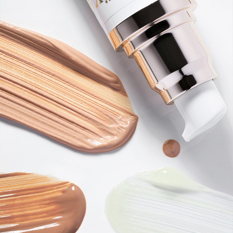 Froika Hyaluronic Silk Touch Suncare Tinted Cream Light SPF50+ Αδιάβροχη Αντηλιακή Κρέμα Προσώπου με Χρώμα, 50ml