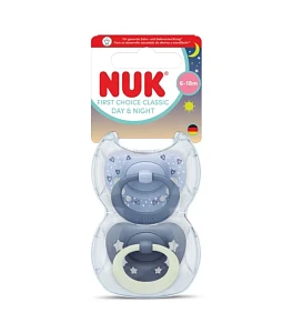 NUK First Choice Classic Day & Night Πιπίλες 6-18M Με Θήκη  2τμχ.